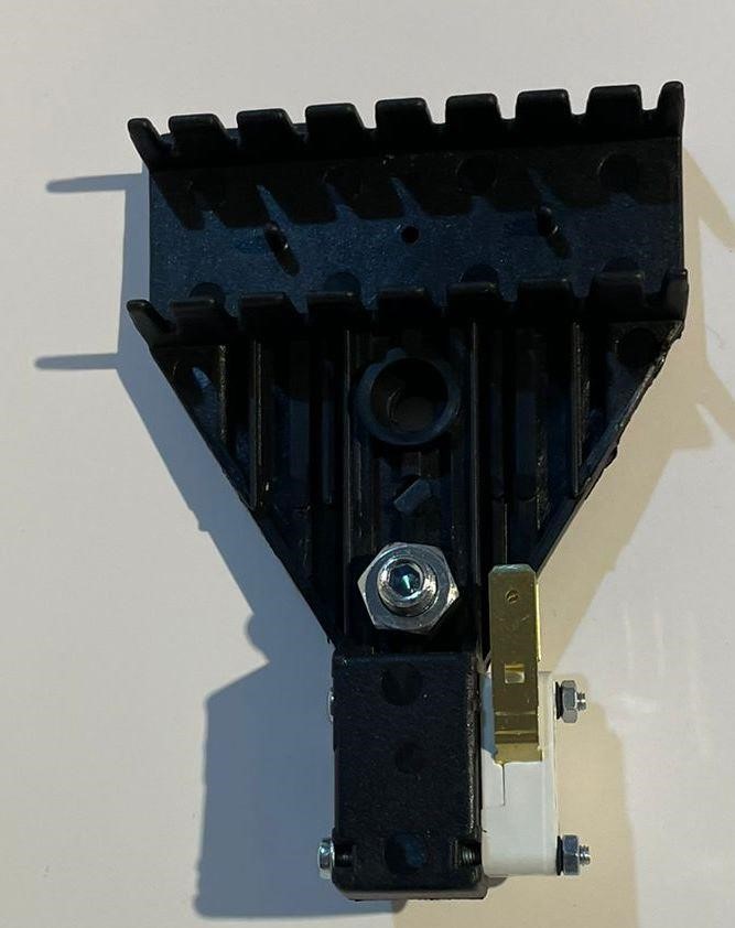 SUPPORTO MICROINTERRUTTORE CON MICRO VEMA
