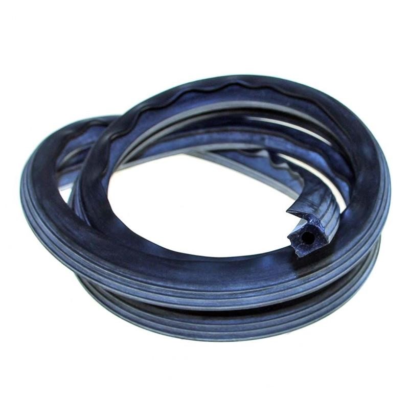 Guarnizione sottovuoto silicone con labbro nera dim. 8x6 lungh.mm 1050 mod. Barre da 50cm marca lavezzini vuoto esterno