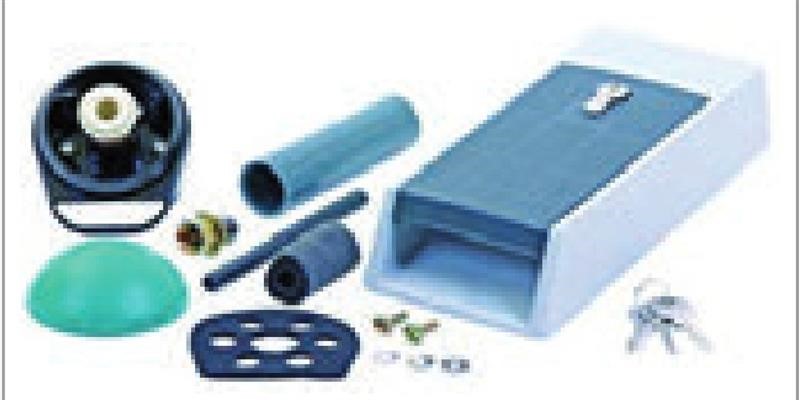 Ricambio compatibile frigoriferi universale - chiusura senza aggancio mod. 921 (con serratura) 245 x 108 x 52 h mm - rif. 02055