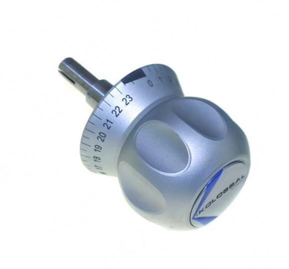 Manopola orologio affettatrice marca Manconi mod. ALLUMINIO Ø albero 12-17 LUNGH.mm 55 Ø mascherina 68 grigia Ø fil M6