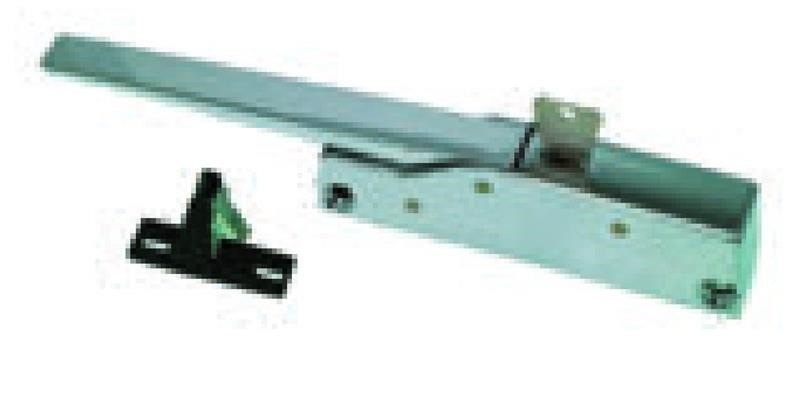 Ricambio compatibile frigoriferi universale - chiusura automatica con serratura mod. 795cr interasse 133 mm – fissaggio sul fianco *254 x 30 *compresa impugnatura mm - rif. 02003
