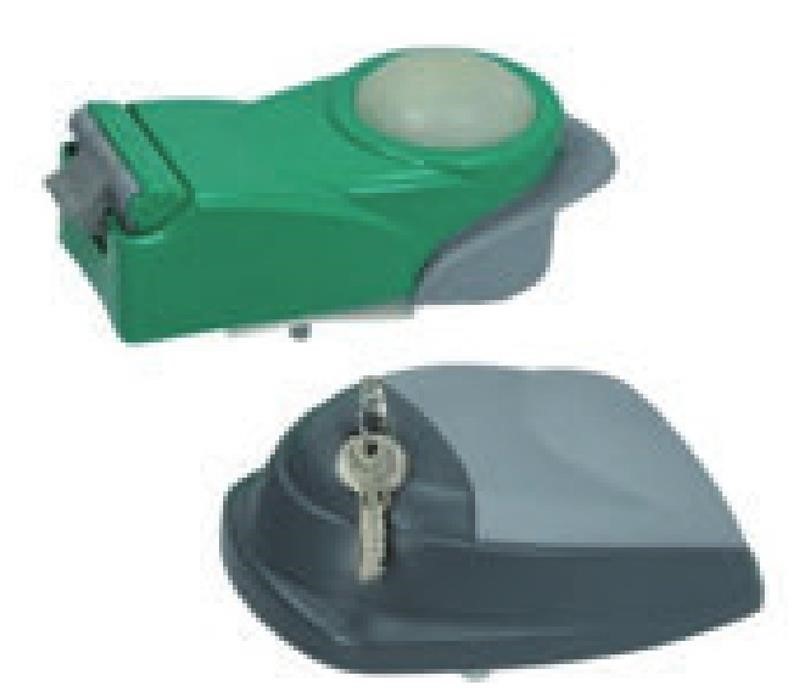 Ricambio compatibile frigoriferi universale - chiusura serie 5000 mod. 5325ab con chiave di tipo europeo in materiale composito ad elevata resistenza alle basse temperature ed alla corrosione, reversibilità dx/sx, dispositivo di emergenza con sganci